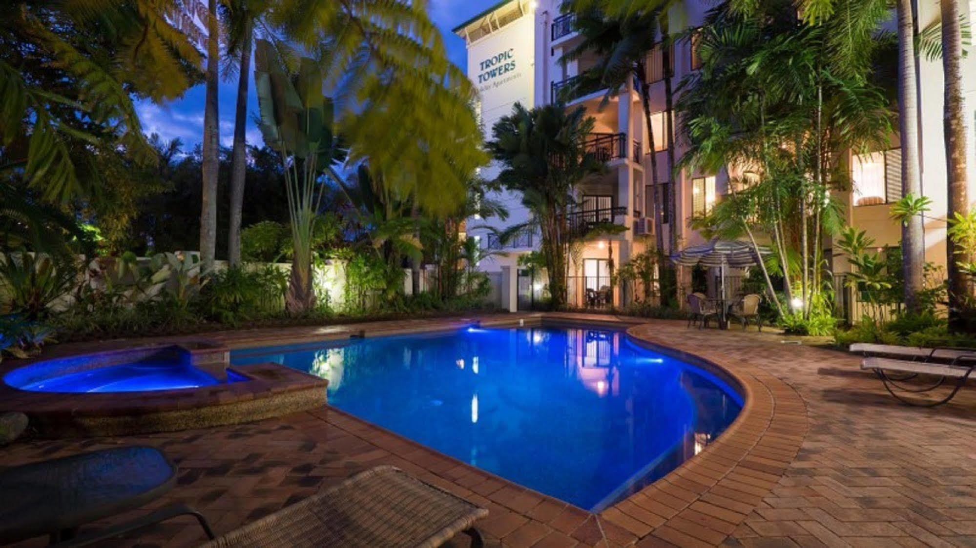 Tropic Towers Apartments Cairns Esterno foto